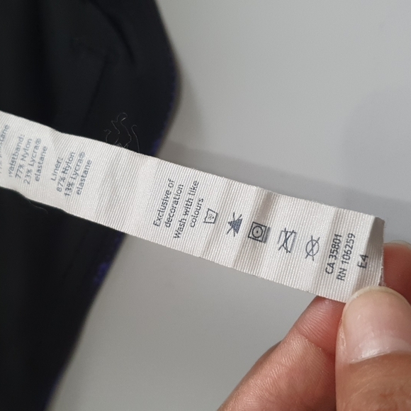 Lululemon Hounds Camo Hotty Hot Skirt II - Picture 5 of 11